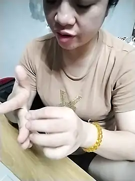 Mie rose online show from 04.08.26