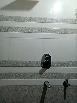 Snapshot of INDIAN_FUCKER_06 chatting on 12.21.25 INDIAN FUCKER 06 online show from 12.21.25