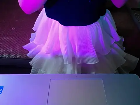 ahoa Tk online show from 11.11.25