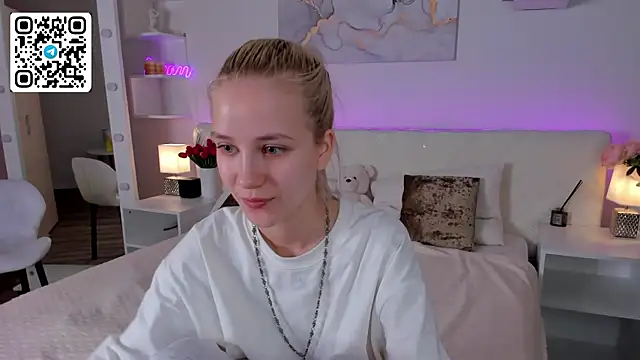 Anellyball online show from 04.25.26