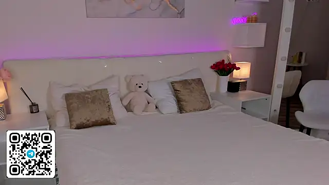 Anellyball online show from 04.26.26