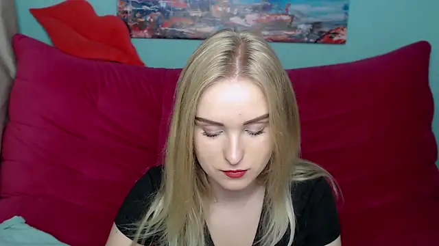 SofySofty online show from 10.09.25