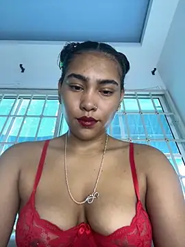 SophieD online show from 10.21.25