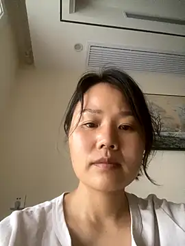 Snapshot of Mier-cn chatting on 09.17.25 Mier-cn online show from 09.17.25