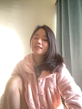 Snapshot of Mier-cn chatting on 11.25.25 Mier-cn online show from 11.25.25