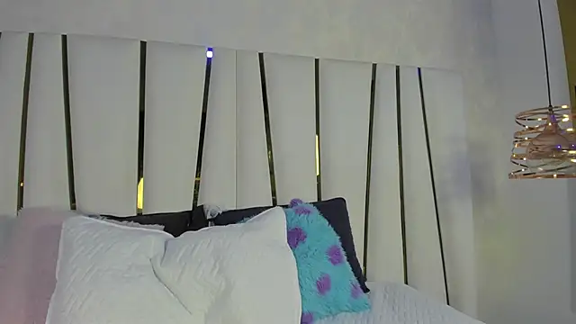 bonnie sm online show from 09.13.25