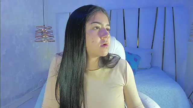 bonnie sm online show from 10.31.25