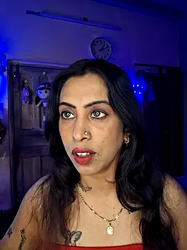 Snapshot of Love_Beauty01 chatting on 03.04.26 Love Beauty01 online show from 03.04.26