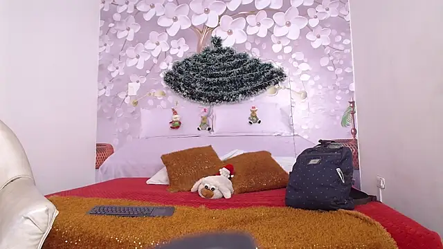 tammy 02  online show from 12.15.25