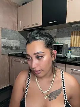 Snapshot of JaneetDeea chatting on 10.20.25 JaneetDeea online show from 10.20.25