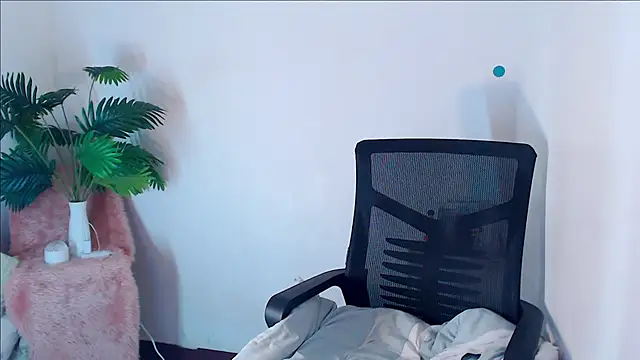 Snapshot of pinkcock_froi2305 chatting on 09.13.25 pinkcock froi2305 online show from 09.13.25