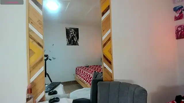 SoleneFontaine online show from 11.04.25