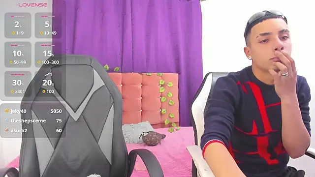 Aisha andy online show from 09.20.25