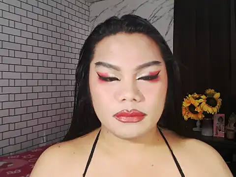 Snapshot of TSbrianaHugeCock chatting on 10.21.25 TSbrianaHugeCock online show from 10.21.25