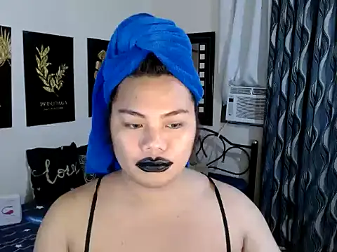 TSbrianaHugeCock online show from 01.08.26