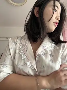 luluya1314 online show from 06.20.26