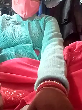 NEHAHOT143 online show from 12.17.25