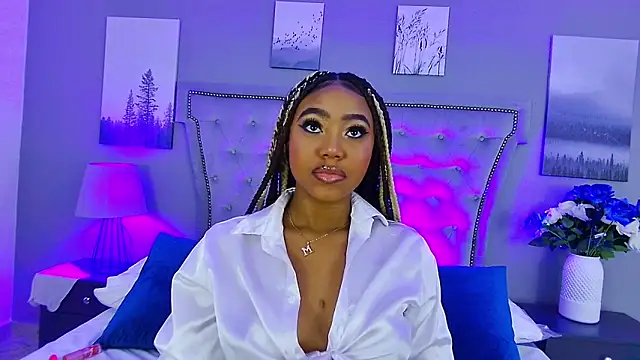 AngelaRoberts online show from 11.10.25