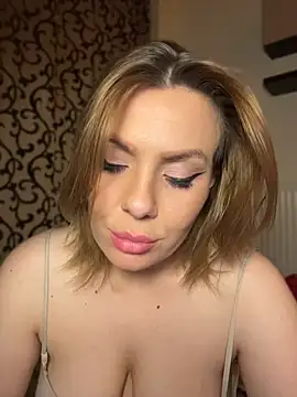 emmasweett11 online show from 04.18.26