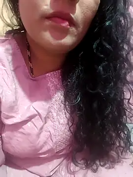 Snapshot of Aunty_Boy_143 chatting on 09.25.25 Aunty Boy 143 online show from 09.25.25