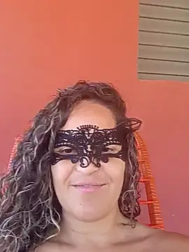 RaphinhaSanches online show from 09.18.25