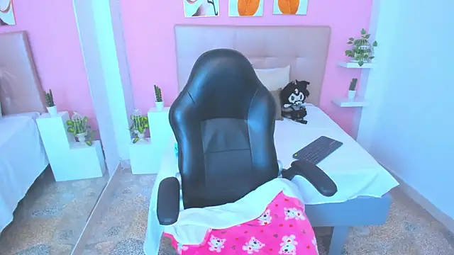 Miku Kita online show from 09.14.25