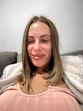  JessyRey  online show from 10.03.25