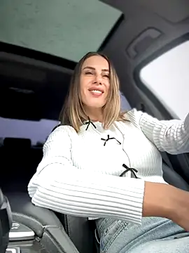  JessyRey  online show from 10.06.25