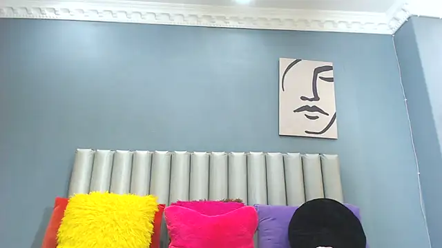 LoloQueen5 online show from 01.19.26