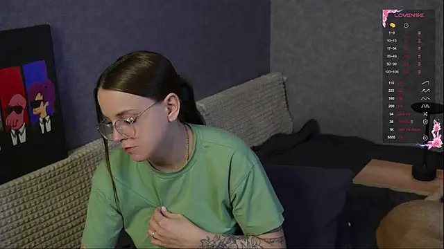 Violetwin online show from 04.03.26