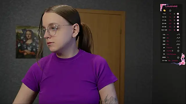 Violetwin online show from 04.10.26