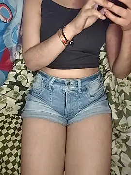 Laila Pahadi online show from 11.21.25