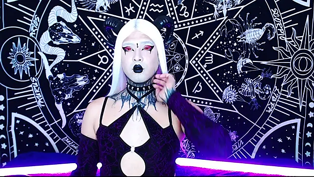 naomi satan online show from 04.17.26