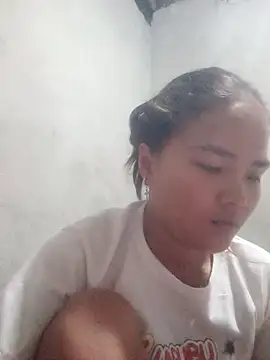 Sexy-Mama25 online show from 04.04.26