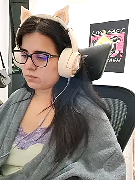 CutteGirl99 online show from 10.22.25