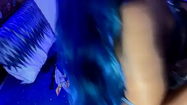 Snapshot of bluesubmissive chatting on 12.16.25 bluesubmissive online show from 12.16.25