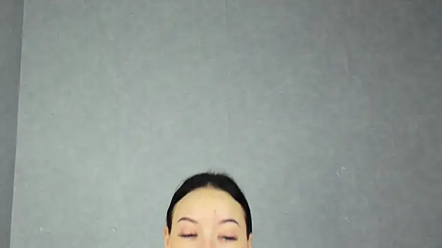 EileenMoores online show from 12.01.25