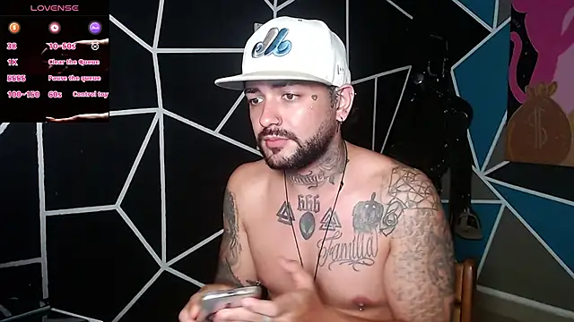 nicolastorres99 online show from 11.28.25