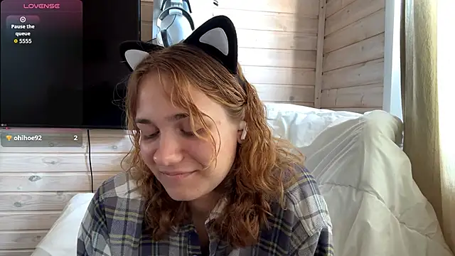 SunPunnyGirl online show from 09.12.25