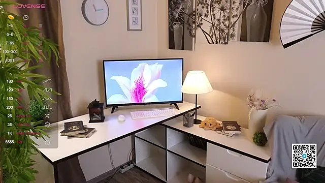 Bonnie Nunez online show from 09.28.25