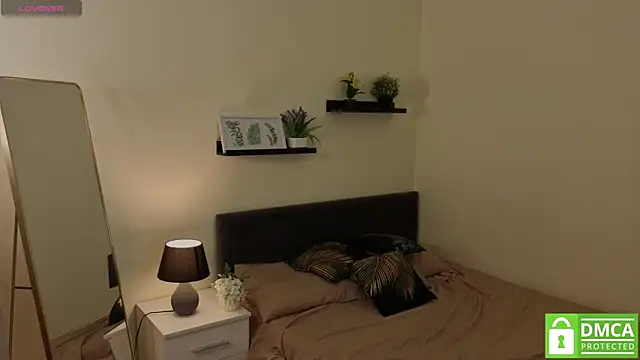 Bonnie Nunez online show from 10.21.25