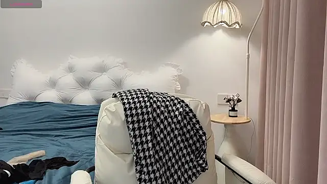 bao-bao- online show from 11.01.25