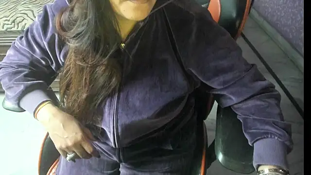 ShylaGill online show from 12.18.25