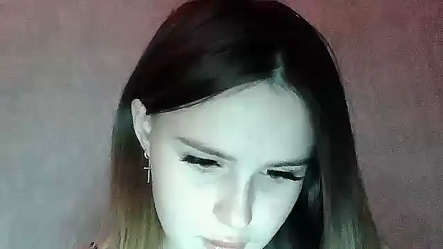 SweetLoraa online show from 11.29.25