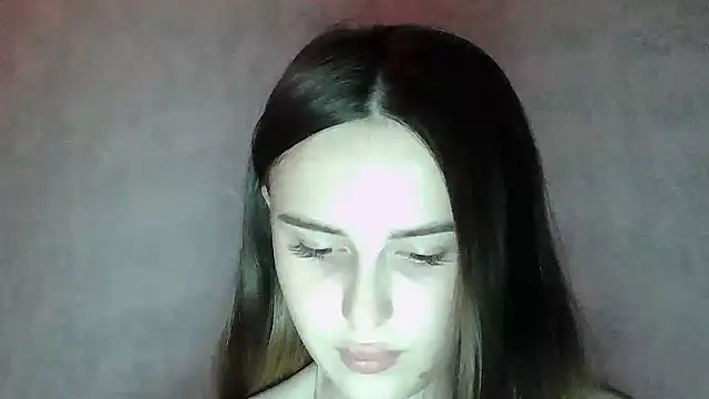 Snapshot of SweetLoraa chatting on 06.24.26 SweetLoraa online show from 06.24.26