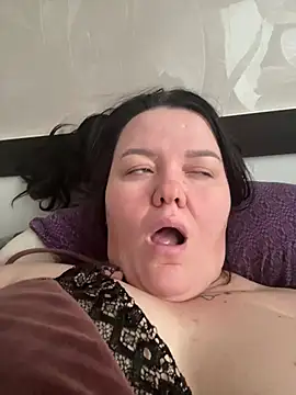 SunnyLeila2101 online show from 01.15.26