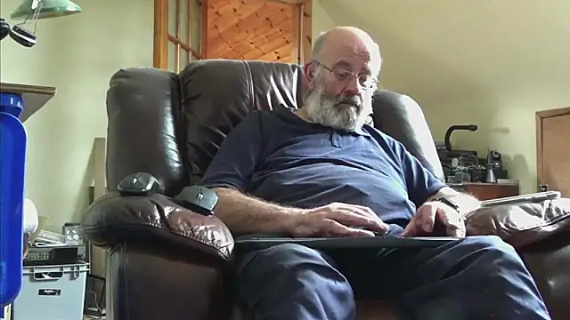 janzer13 online show from 09.23.25