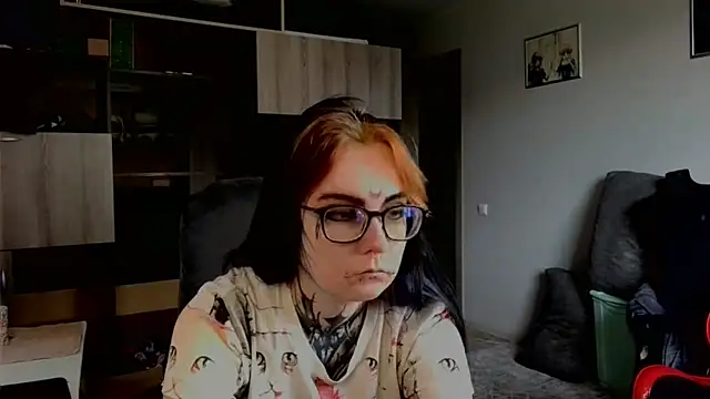 HighelikeGirl online show from 09.17.25