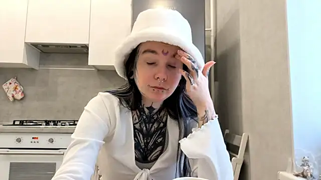 HighelikeGirl online show from 03.06.26