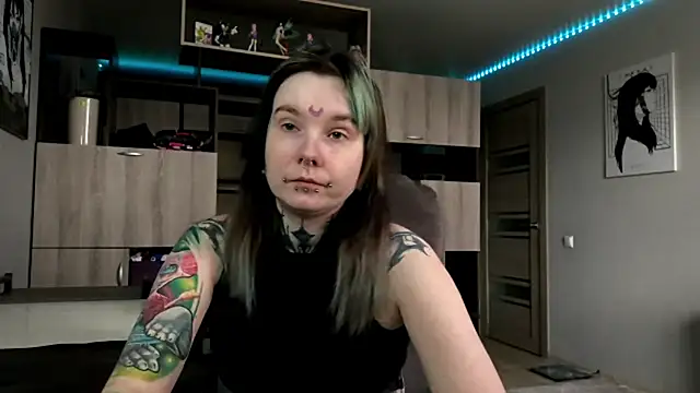 HighelikeGirl online show from 04.10.26